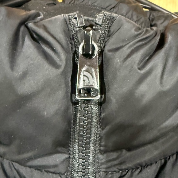 North Face Metropolis Parka Womens Small Black 550 Down Hooded Quilted Puffer - Picture 5 of 15